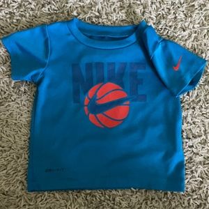 Nike Dri Fit Tshirt